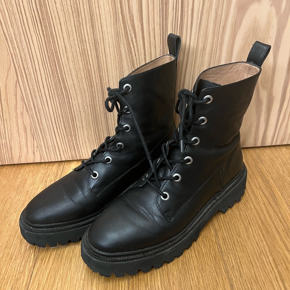 Madewell The Rayna Lace-Up Leather Lug Boots